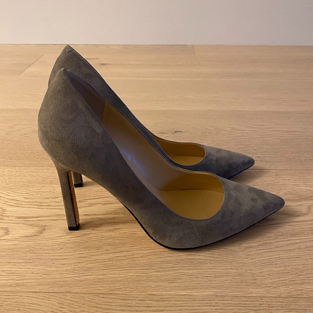 Ivanka Trump Carra Suede Heels Pumps - Gray - Size 8.5